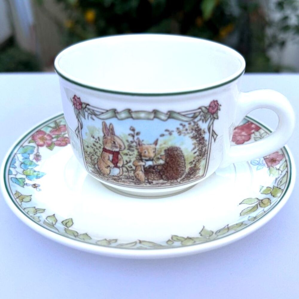 VTG Villeroy & Boch Foxwood Tales 1994 White & Multicolor Breakfast Cup & Saucer